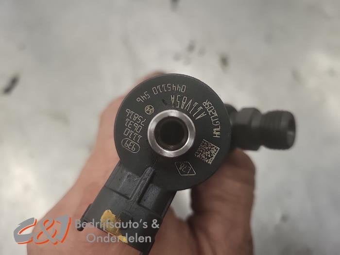 Verstuiver (diesel) van een Mercedes Vito, Auto-onderdelen, Brandstofsystemen, Gebruikt, -, Ophalen of Verzenden, -