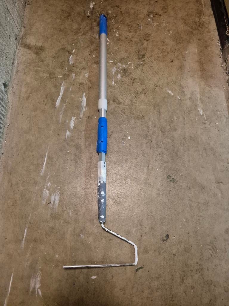 Telescoop steel om plafond te witten/schilderen, Ophalen