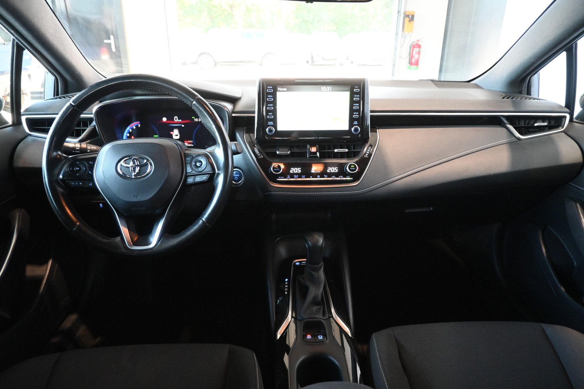 Toyota Corolla Touring Sports 1.8 Hybrid First Edition Nap C, Auto's, Gebruikt, 4 cilinders, Met garantie (alle), Corolla