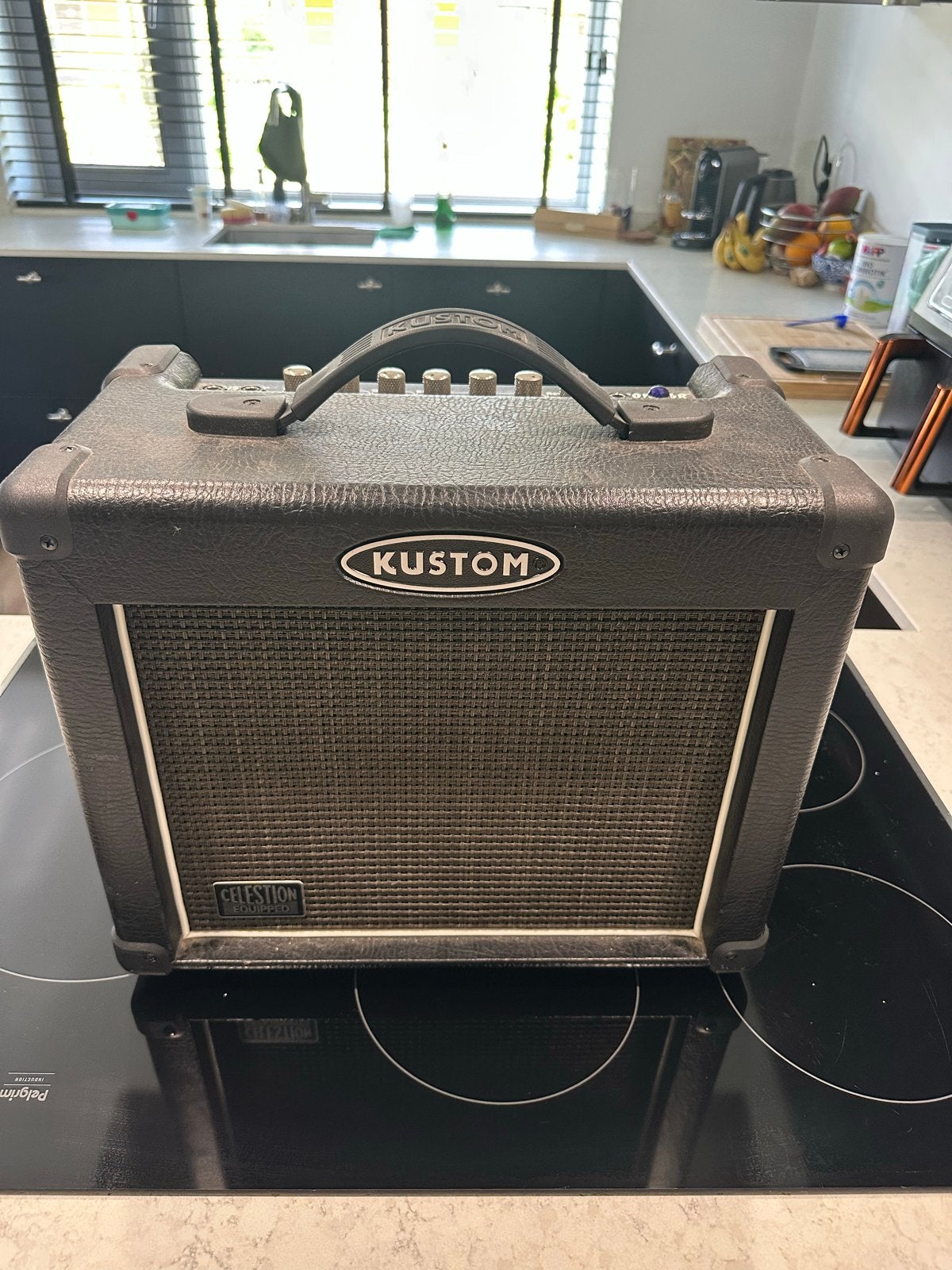 Kustom Arrow 16R gitaarversterker, Muziek en Instrumenten, Ophalen of Verzenden, Gebruikt, Gitaar, Minder dan 50 watt