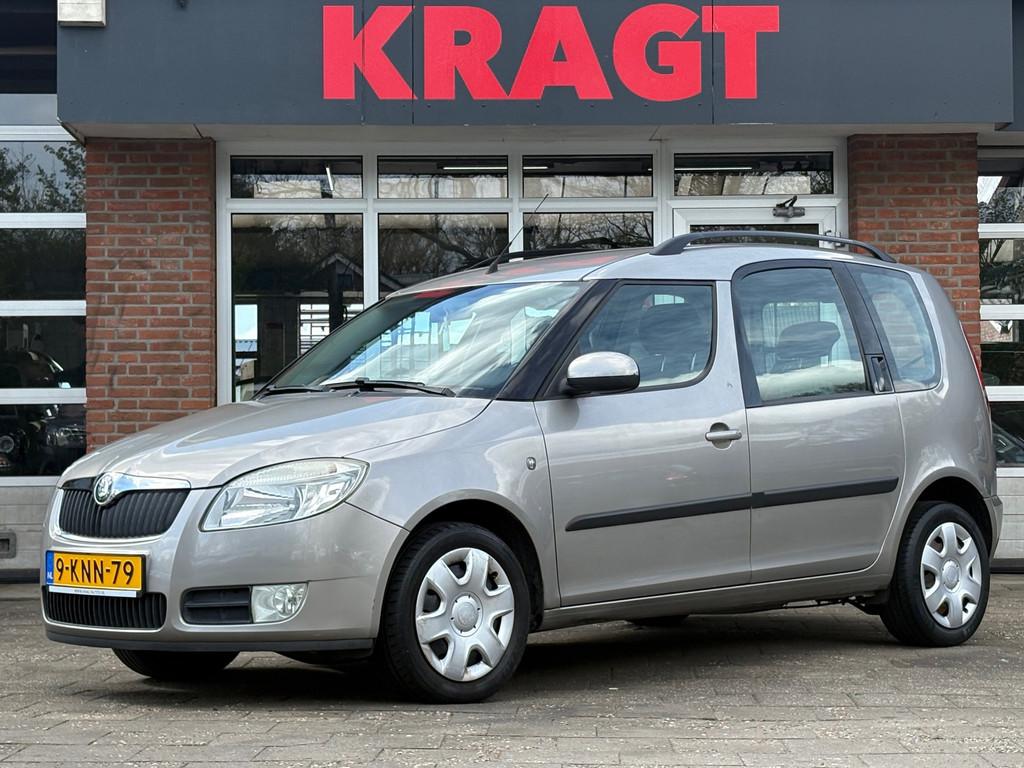 Skoda Roomster Classic 1.2 69 pk - climate control - trekhaa, Auto's, Voorwielaandrijving, Gebruikt, Zwart, Bedrijf