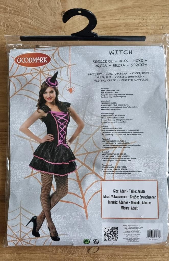 Diverse carnavals kleding en spullen.
Nieuw en zgan., Ophalen, Zo goed als nieuw, Maat 36 (S), Carnaval