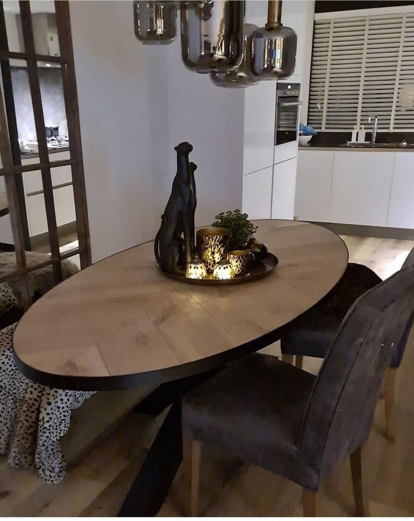 Ovale eiken eettafel, Ophalen of Verzenden, Nieuw, Kunststof