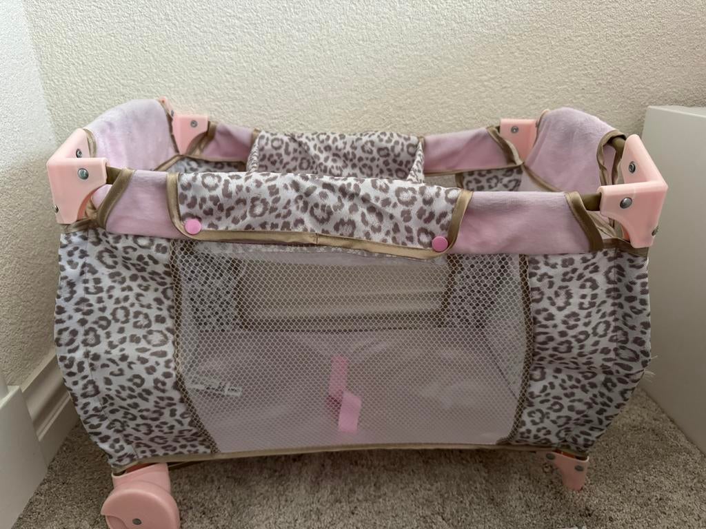 Poppenbedje little diva, Kinderen en Baby's, Speelgoed | Poppen, Ophalen of Verzenden, Zo goed als nieuw, Overige typen