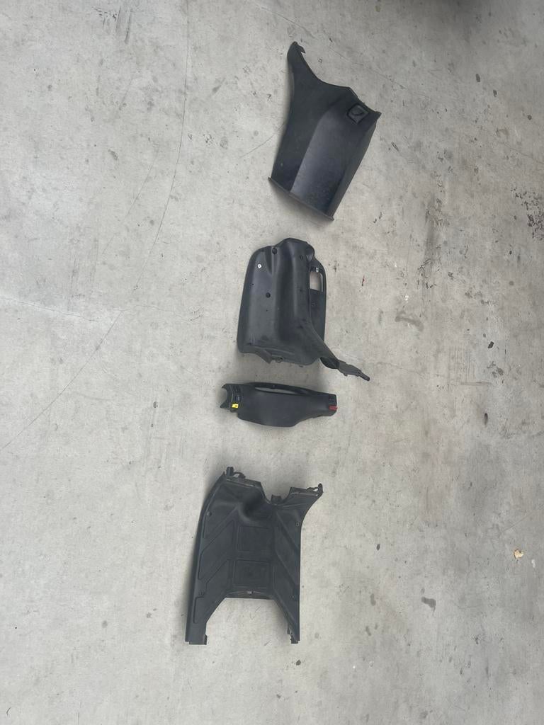 Binnen kappen set piaggio typhoon tph 125 50, Motoren, Ophalen of Verzenden