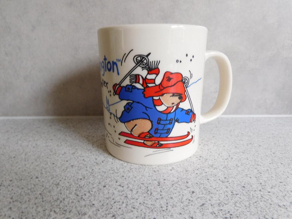 Mok 9x8 cm. Paddington Winter Douwe Egberts, Ophalen of Verzenden, Zo goed als nieuw, Overige stijlen, Kop(pen) en/of Schotel(s)