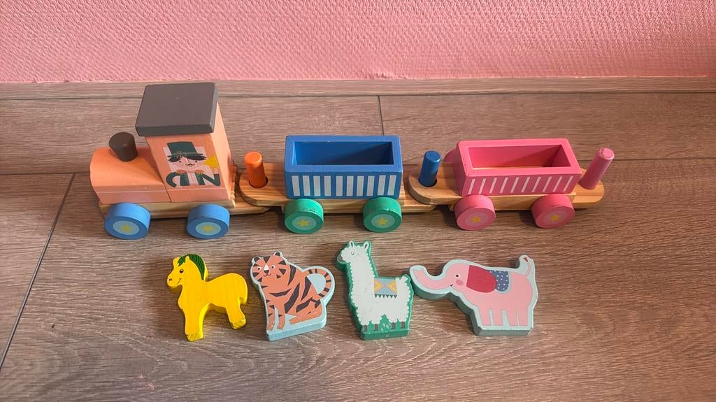 Leuk houten speelgoedtreintje hema, Kinderen en Baby's, Speelgoed | Houten speelgoed, Ophalen, Gebruikt