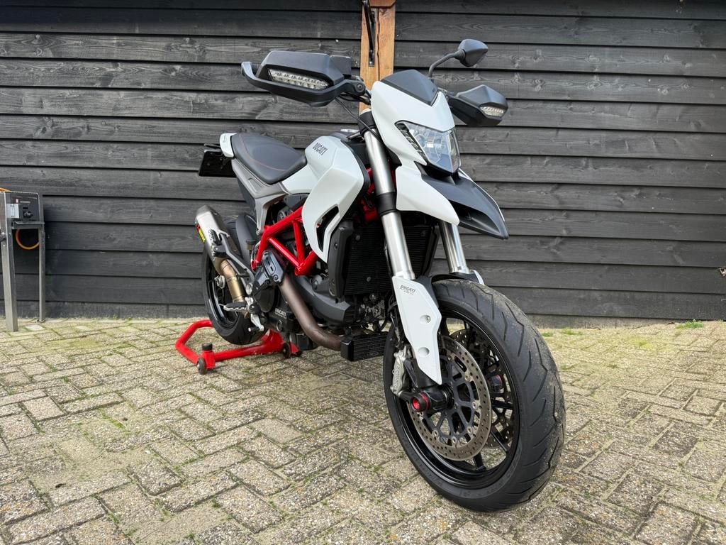 Ducati Hypermotard 939, Motoren, 2 cilinders, Motorrijbewijs A, 939 cc, Meer dan 35 kW