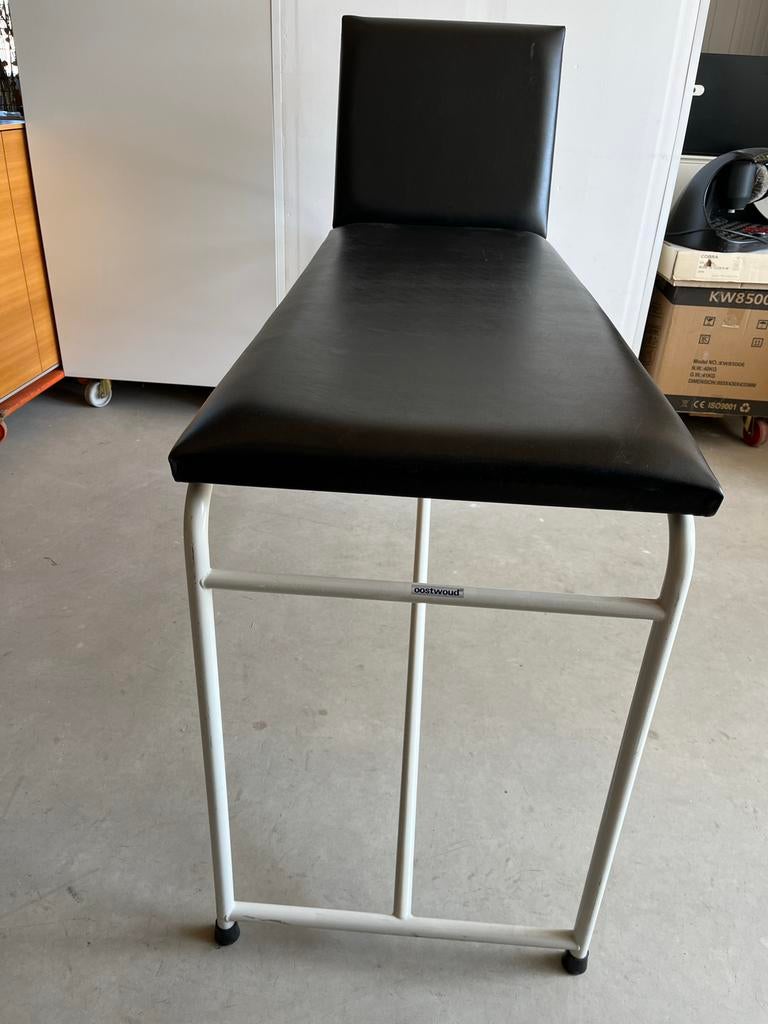 Oostwoud Behandeltafel / Onderzoekstafel - GRATIS, Ophalen, Zo goed als nieuw, Massagetafel