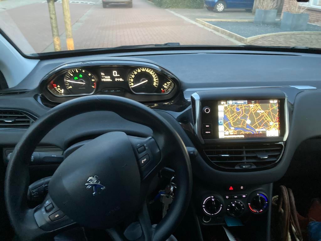 Peugeot 208 1.2 VTI 60KW/82PK 5-D 2016 Blauw, Auto's, 1199 cc, 23 km/l, Particulier, 5 stoelen