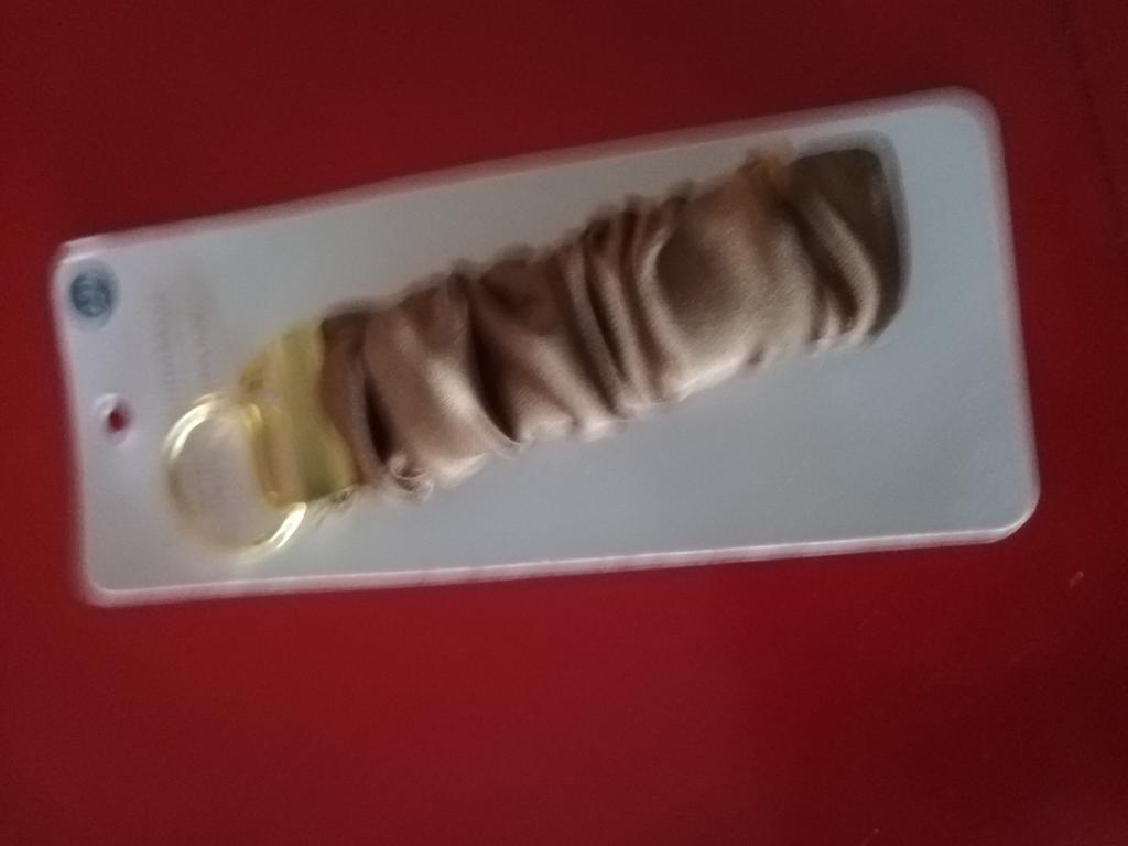 Nieuwe sleutelhanger met, Ophalen of Verzenden, Nieuw, Goud, Overige materialen