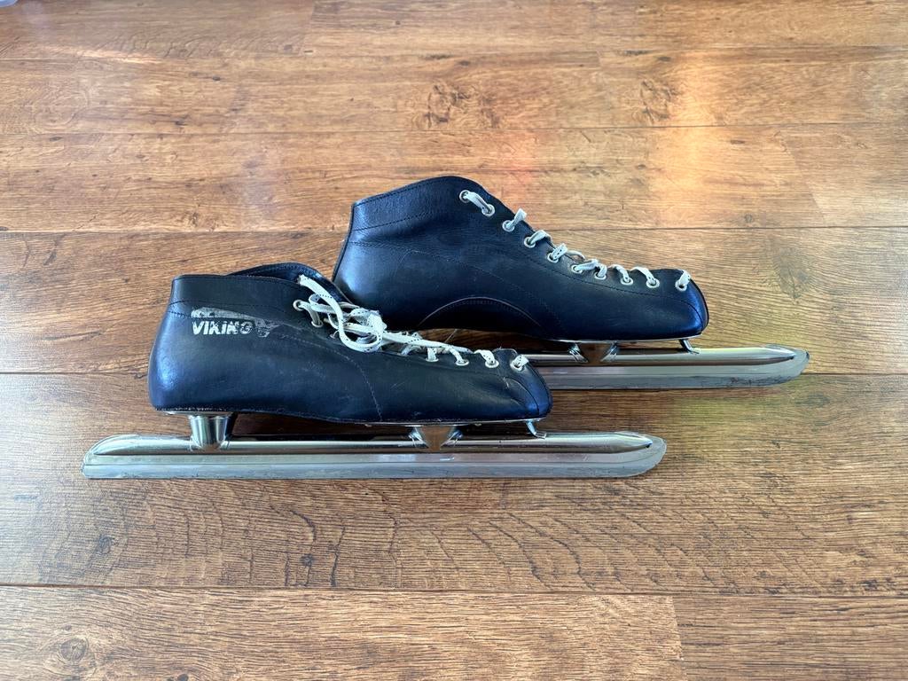 Viking schaatsen, maat 44 + beschermers, Sport en Fitness, Ophalen, Viking, Gebruikt, Noren