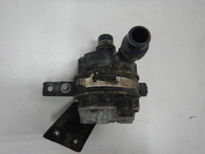 Waterpomp Mercedes GLC-Klasse (22729312), Auto-onderdelen, Ophalen of Verzenden, Gebruikt