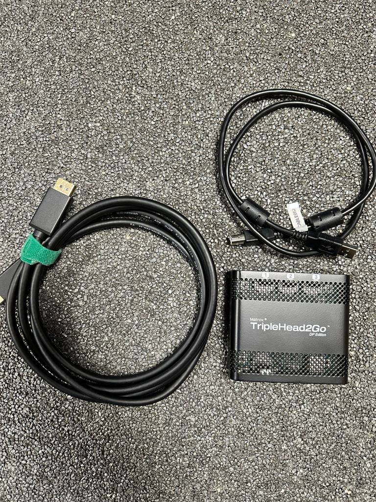 Matrox TripHead2Go DP - 3 Displayport Monitoren, Audio, Tv en Foto, Converters, Zo goed als nieuw, Ophalen of Verzenden