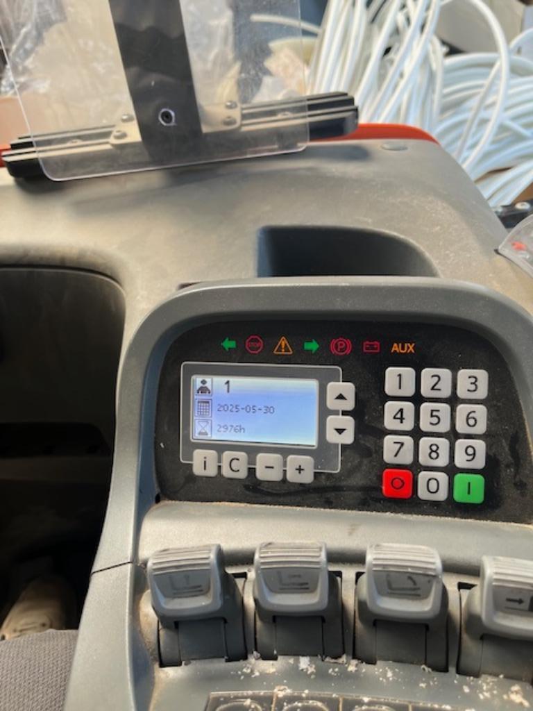 Toyota TXH6300 Reachtruck met accu 88%. Wegens overcompleet, Ophalen, Reachtruck, Toyota, 1000 tot 2000 kg