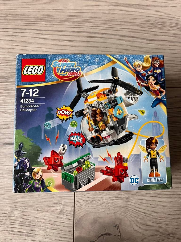 LEGO DC Super Hero Girls 41234 Bumblebee Helicopter, Ophalen of Verzenden, Zo goed als nieuw