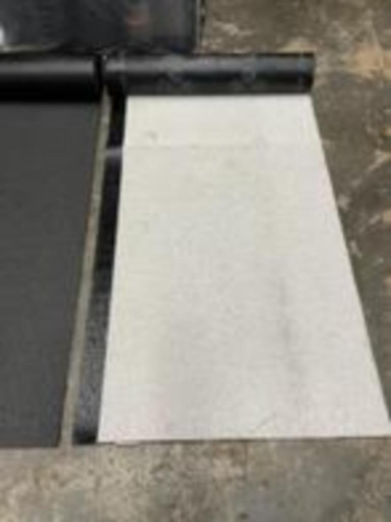 Fabrieksverkoop bitumen dak iko dakleer 90000M² uitvoorraad, Overige materialen, Nieuw, Dakleer, Grijs