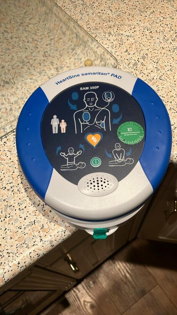 AED Heartsine Samaritan PAD 350P, Verzenden, Gebruikt