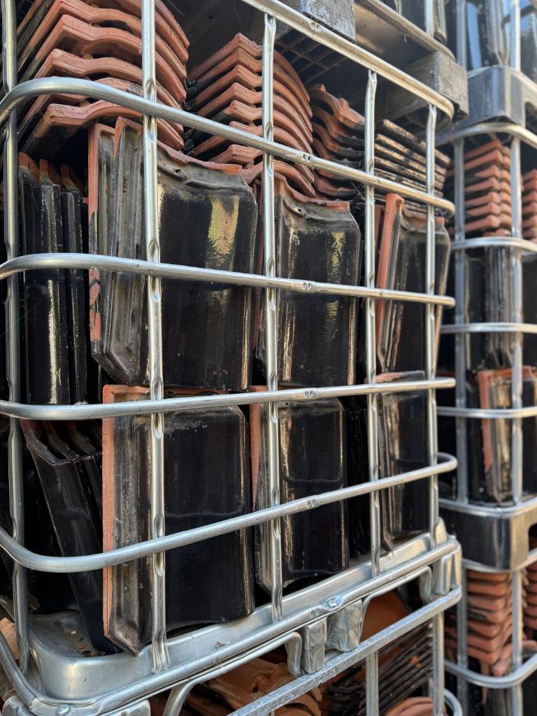 Dakpan JD OVH zwart glazuur 3500 pannen en hulpstukken., Doe-het-zelf en Verbouw, Dakpannen en Dakbedekking, Ophalen, JD, Steen of Klei