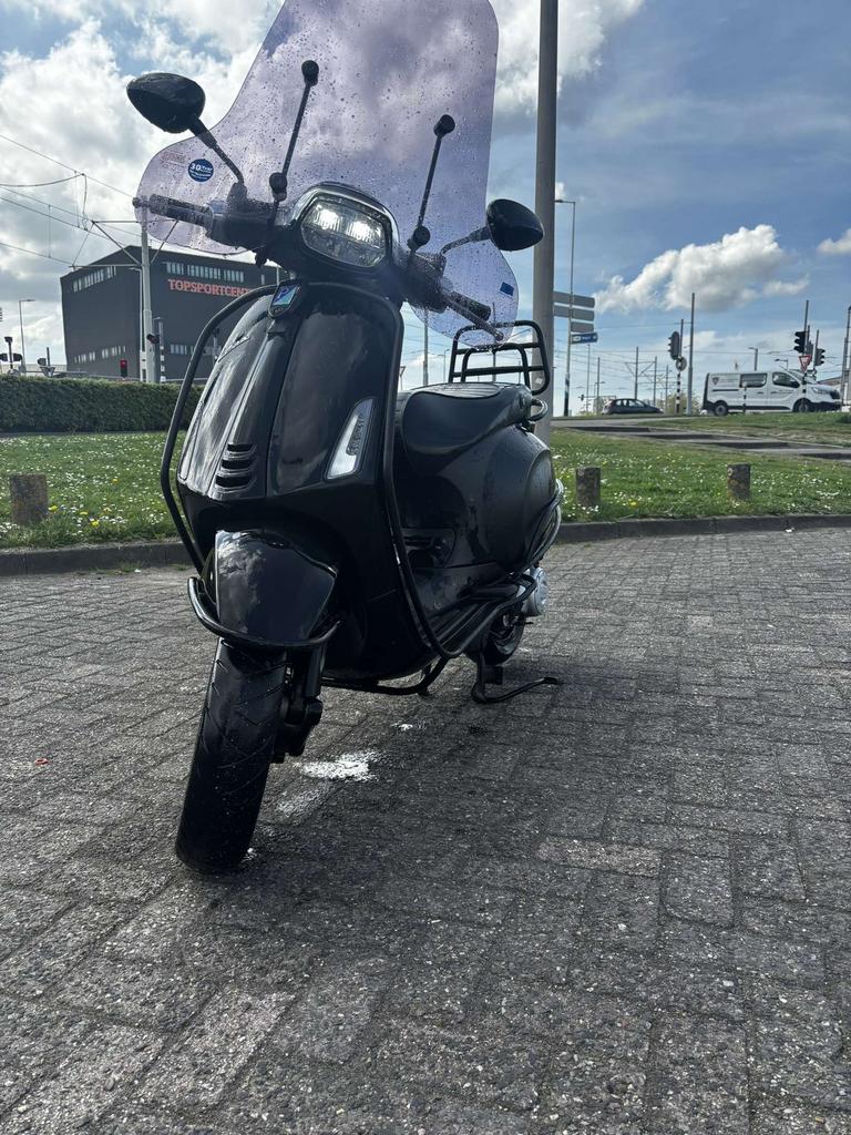 Vespa sprint 2020 notte, Vespa S, Ophalen of Verzenden, Zo goed als nieuw, Benzine