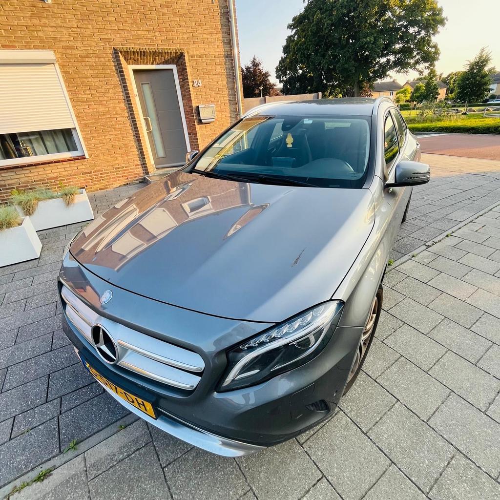 Mercedes-Benz GLA Gla180 1.6 90KW 2015 Grijs, Voorwielaandrijving, 65 €/maand, 1295 kg, 4 cilinders