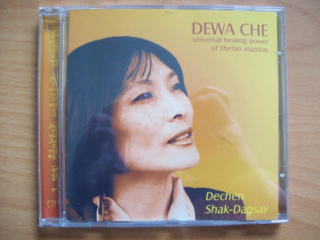 Dechen Shak-Dagsay - Dewa Che: Universal healing power Tibet, Cd's en Dvd's, Cd's | Meditatie en Spiritualiteit, Zo goed als nieuw