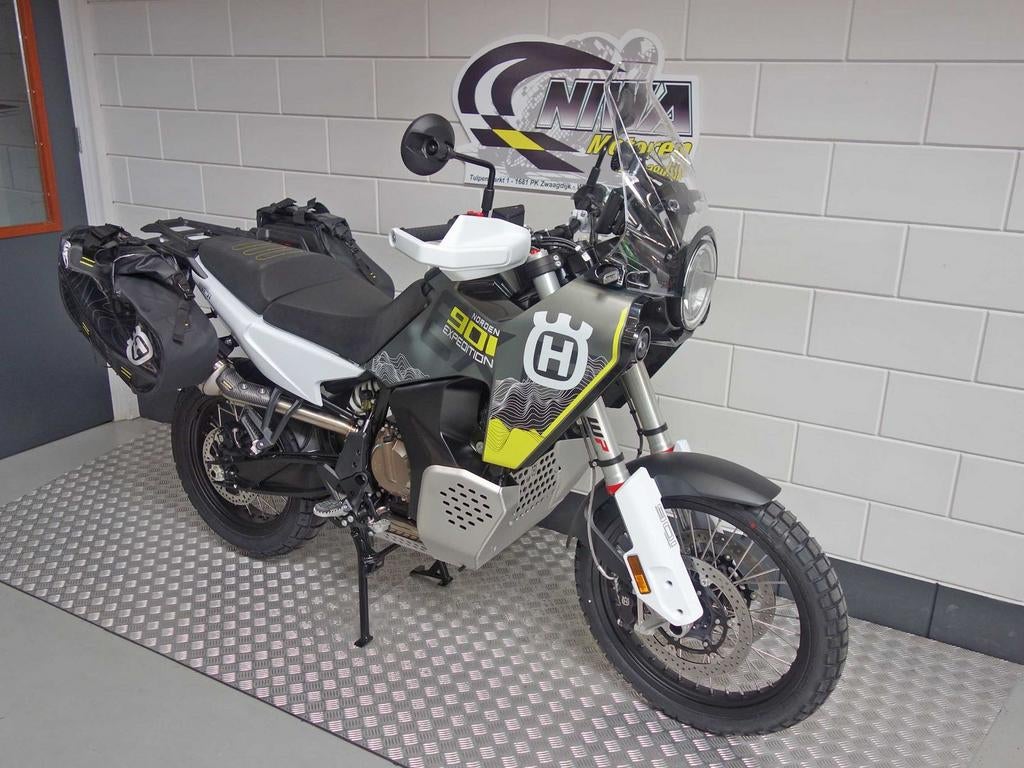 HUSQVARNA NORDEN 901 EXPEDITION, Motoren, Motoren | Husqvarna, 2 cilinders, Motorrijbewijs A, Onbekend, Meer dan 35 kW