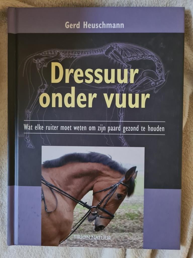 Dressuur onder vuur G. Heuschman, Boeken, Gelezen, Ophalen of Verzenden, Paarden of Pony's, G. Heuschmann