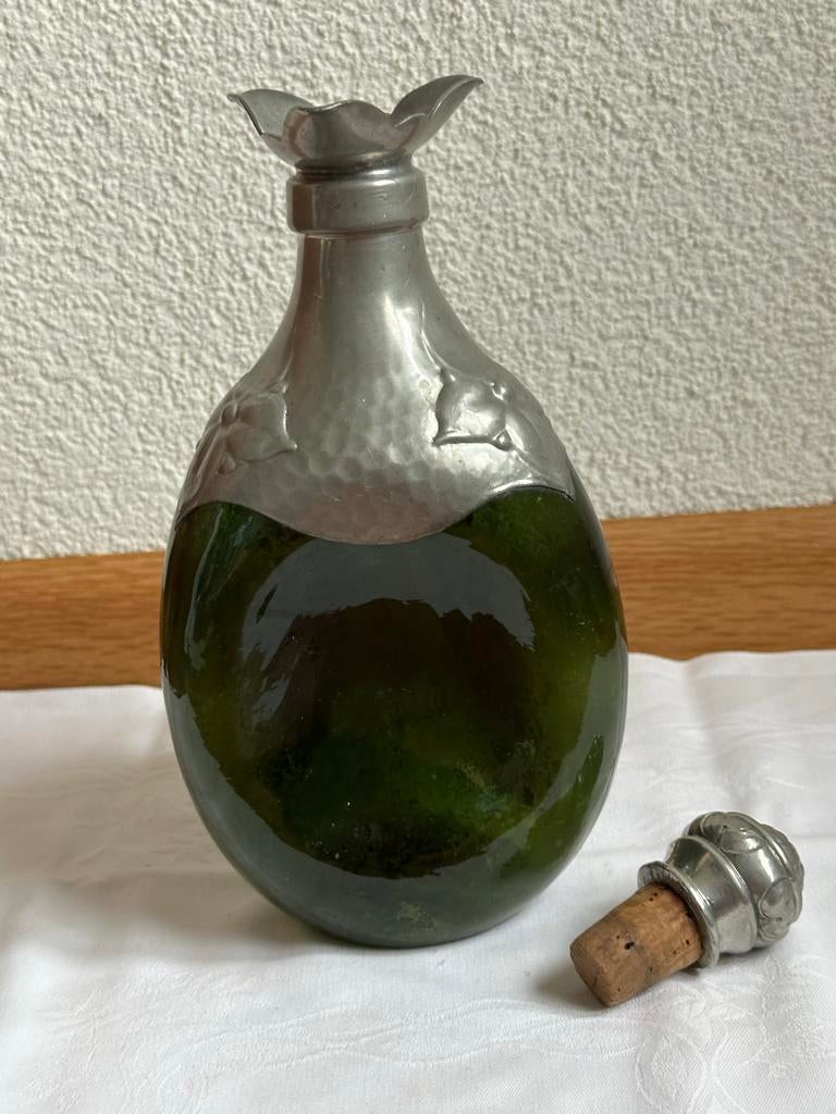 Groene Glazen Sierfles met Tinnen Montuur, Ophalen of Verzenden