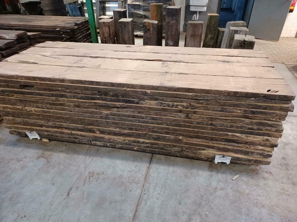 Oud eiken  planken  spoorplanken wagondelen bielzen planken, Doe-het-zelf en Verbouw, Hout en Planken, Ophalen of Verzenden, Zo goed als nieuw