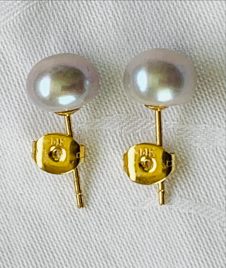 Grijze Zuidzee Parel Oorbellen van 8mm 14K, Nieuw, Ophalen of Verzenden, Grijs, Knopjes of Stekers