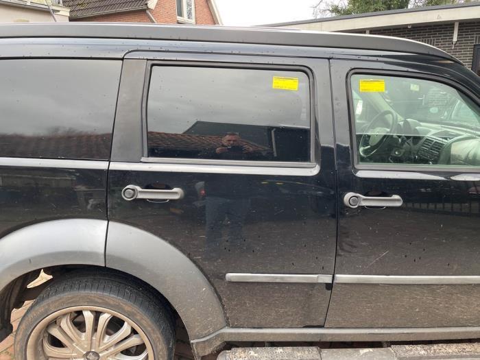Portier 4Deurs rechts-achter van een Dodge Nitro, Auto-onderdelen, Gebruikt, -, Deur, -