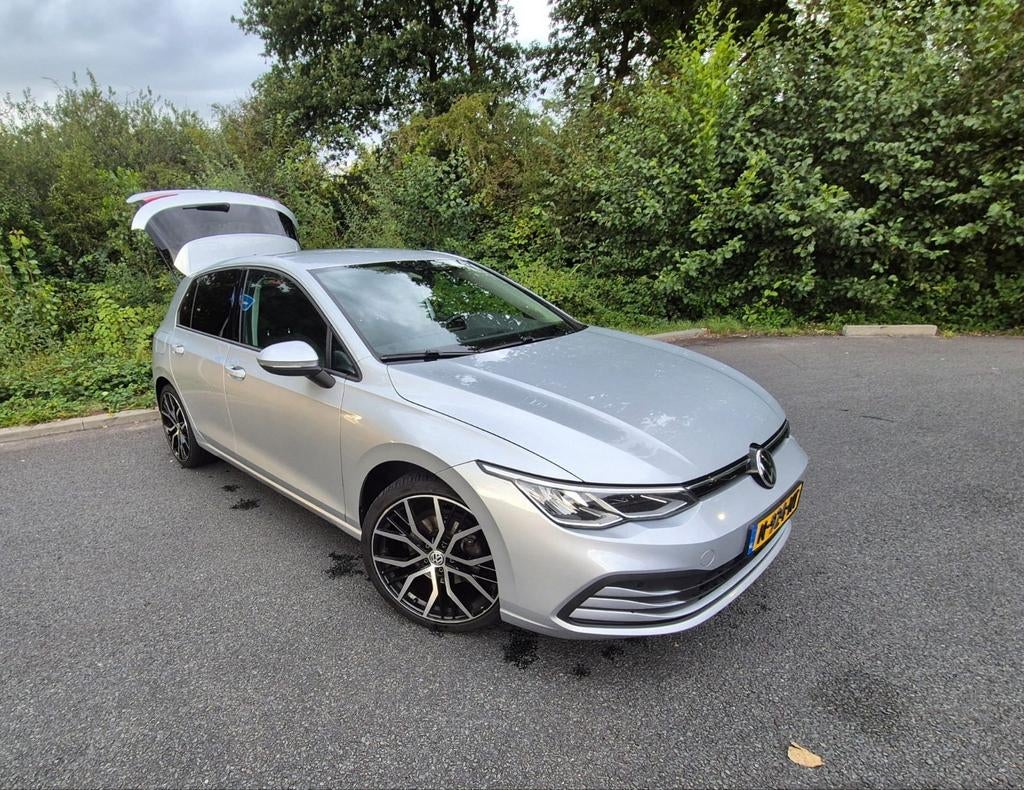 Volkswagen Golf 8 2.0 TDI 150pk 7-DSG 2020 Grijs, Auto's, Volkswagen, Euro 6, 4 cilinders, Alcantara, 23 km/l