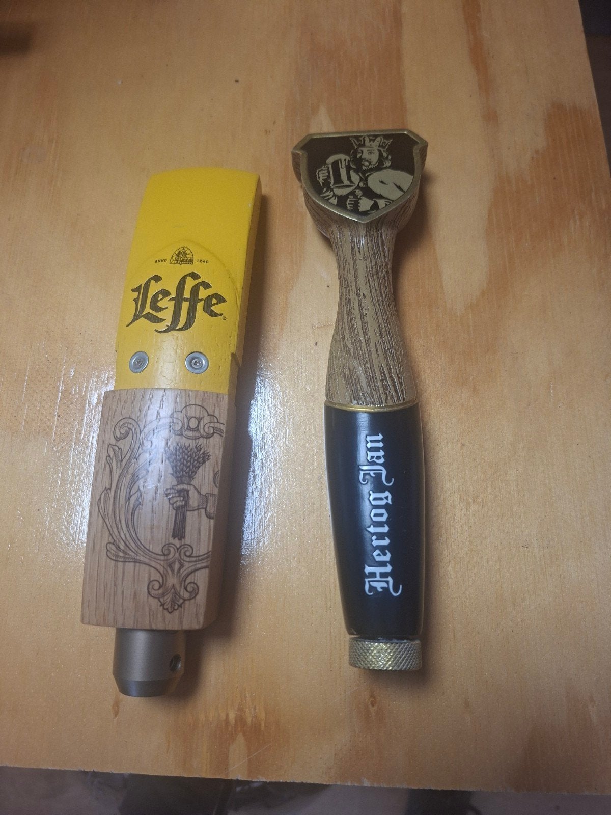 Taphendels, Ophalen of Verzenden, Zo goed als nieuw, Overige typen, Leffe