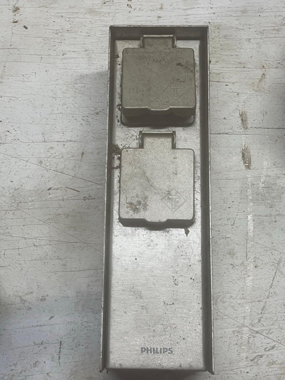 Philips buiten stopcontact, Ophalen, Stopcontact