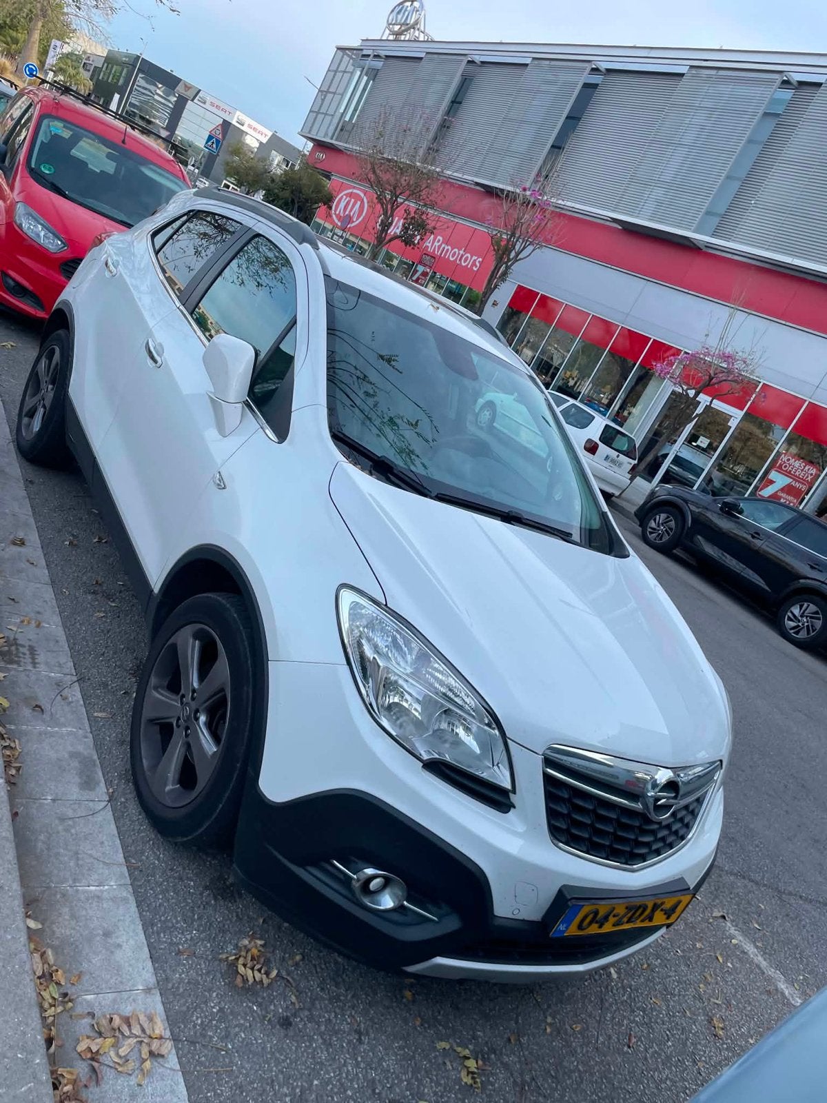 Opel Mokka 1.4 103KW 4WD 2012 Wit met schade, Auto's, 1325 kg, 4 cilinders, Wit, Origineel Nederlands
