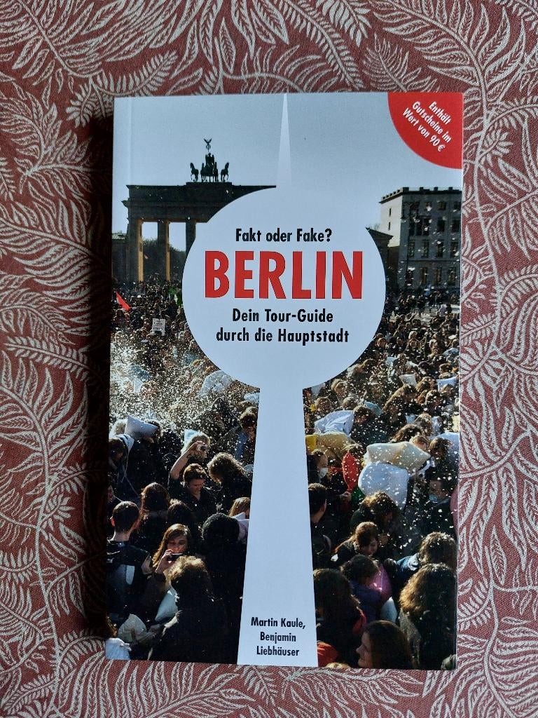 Boekje Berlin Fakt oder Fake - Tour Guide - zgan, Overige merken, Europa, Ophalen of Verzenden, Zo goed als nieuw