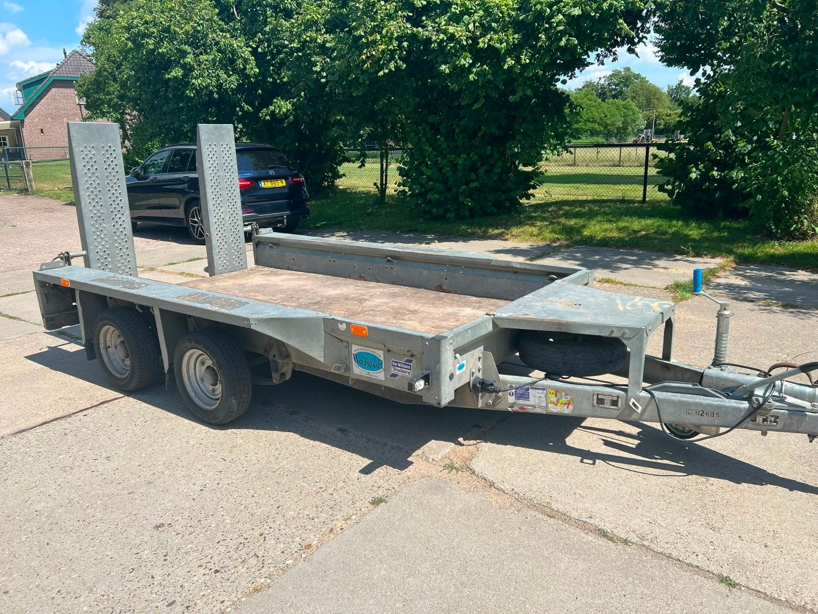 Te koop: machinetransporter 3500kg., Ophalen