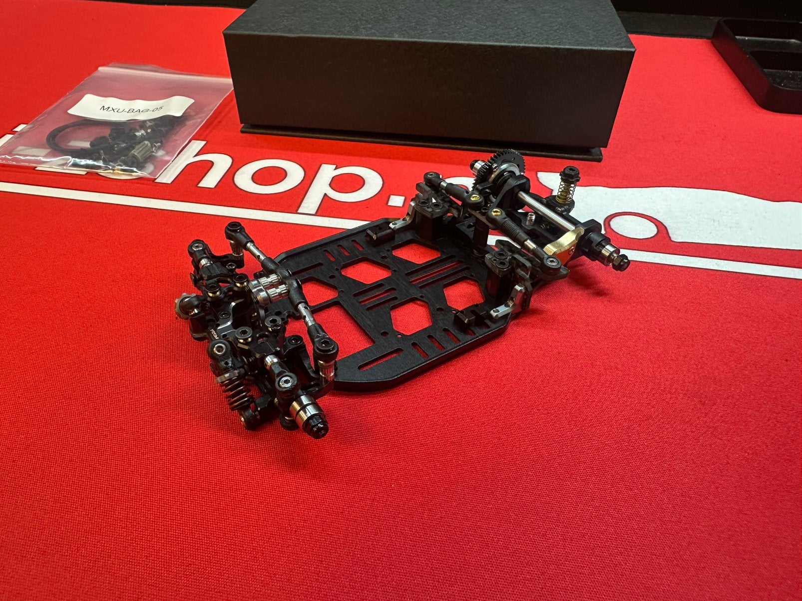 Mini Z Atomic MRX Ultra nieuwstaat 1:28, Ophalen of Verzenden, Zo goed als nieuw, Overige schalen, Auto offroad