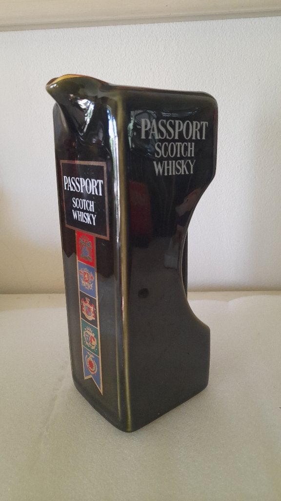 Passport Scotch Whisky schenkkan / Whisky jar, Ophalen of Verzenden, Gebruikt, Gebruiksvoorwerp