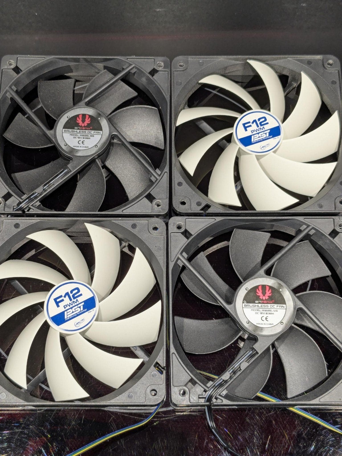 Complete set van 5 koelers en diverse aansluitkabels, Computers en Software, Computerkoelers, Ophalen of Verzenden, Gebruikt, Luchtkoeling