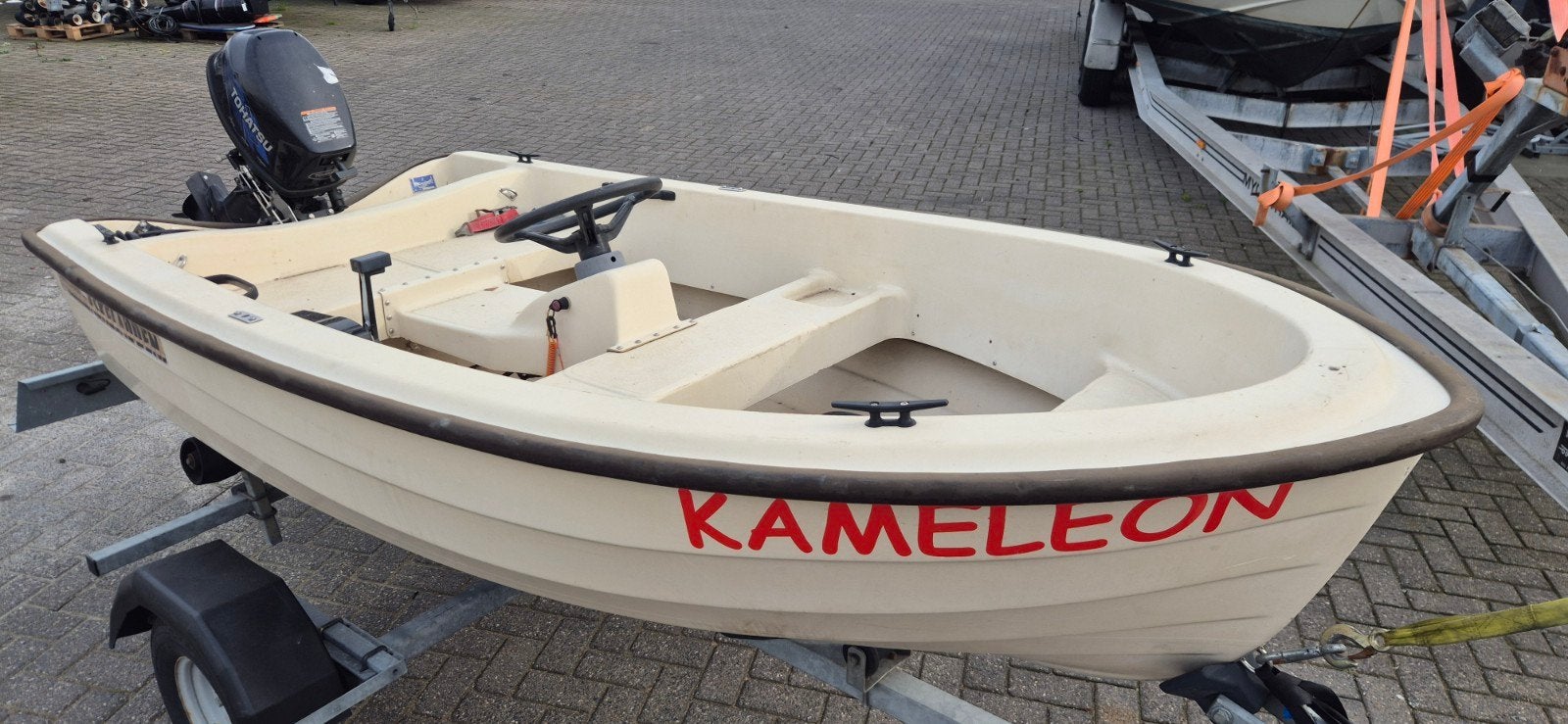 Askeladden Tohatsu 6 Pk Fourstroke, Kalf trailer €2.450,-, Onbekend, 6 pk, Zo goed als nieuw, Noorwegen