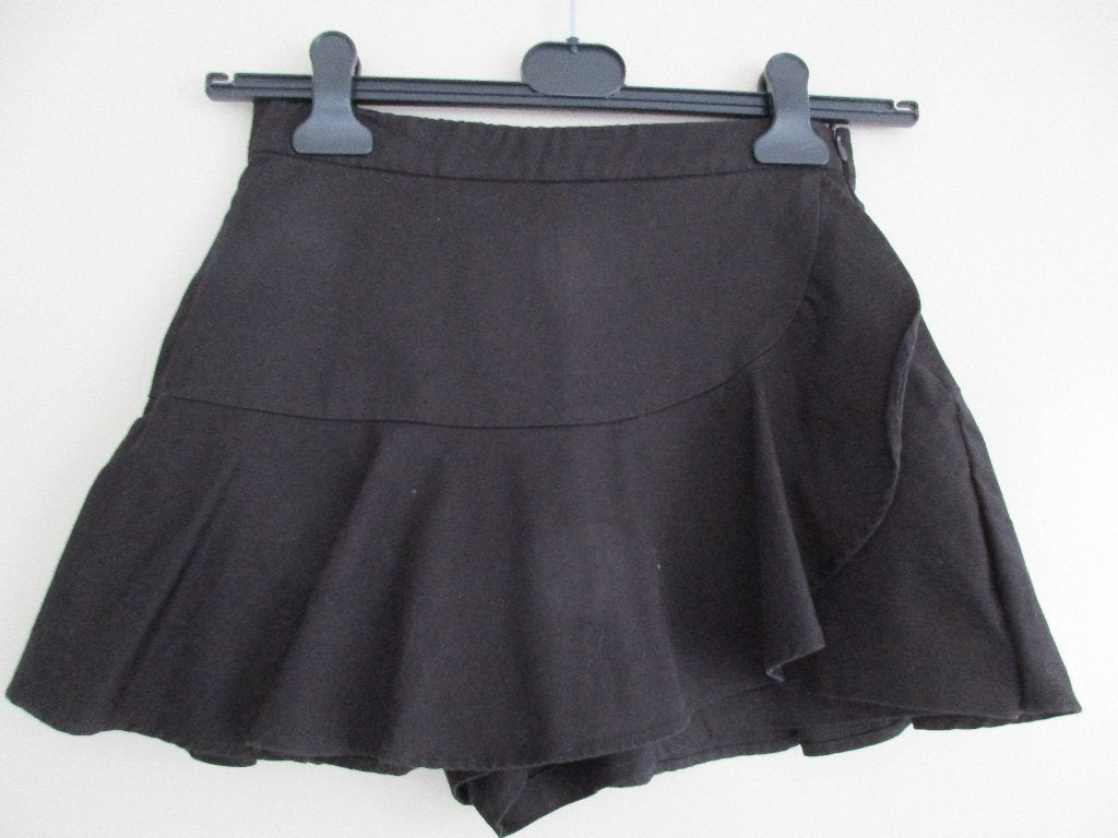 Zara ZGAN zwart broek / rokje S, Kleding | Dames, Rokken, Ophalen of Verzenden, Zo goed als nieuw, Maat 36 (S), Boven de knie