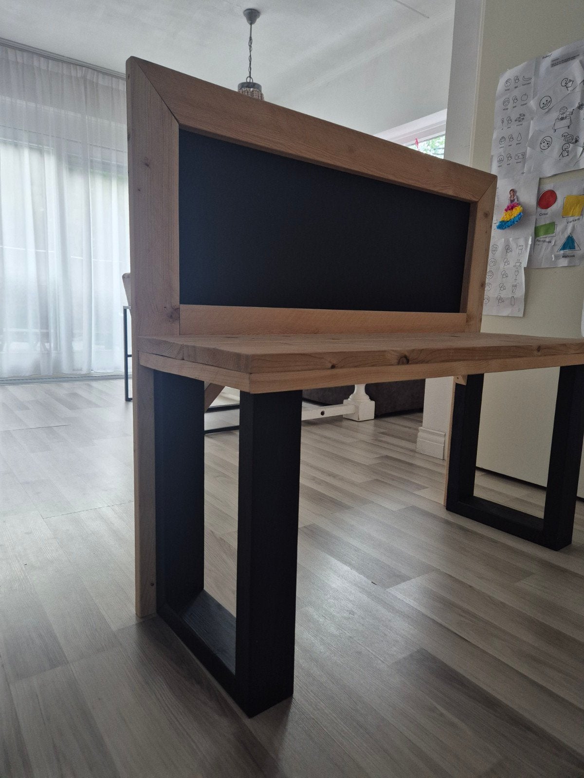 Uniek houten bureau met krijtbord - Modern & Functioneel, Ophalen, Overige typen, Hout, Bruin