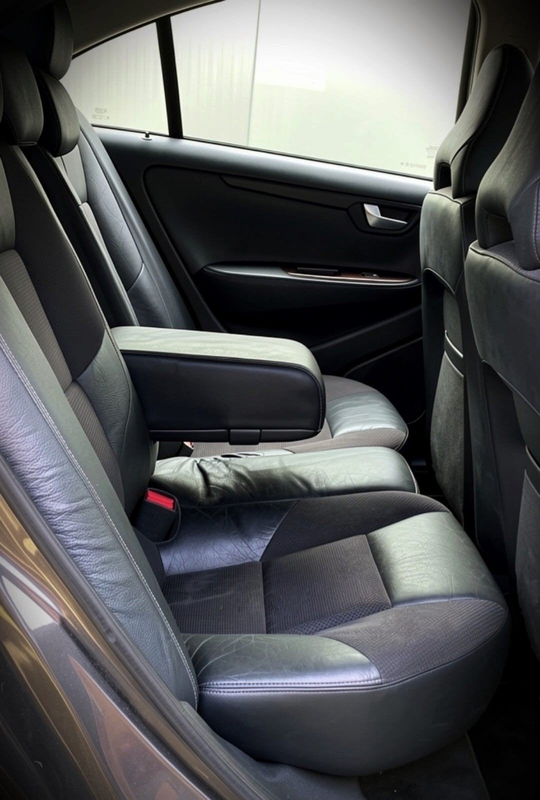 Zwart lederen/stoffen achterbank voor Volvo S60 type I, Auto-onderdelen, Interieur en Bekleding, Ophalen, Gebruikt, Volvo