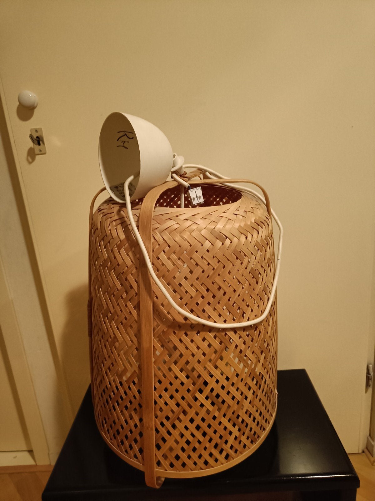 Grote ronde ratan Ikea Knuxhult plafond hanglamp. Ophalen!, Ophalen of Verzenden, Gebruikt, Rond