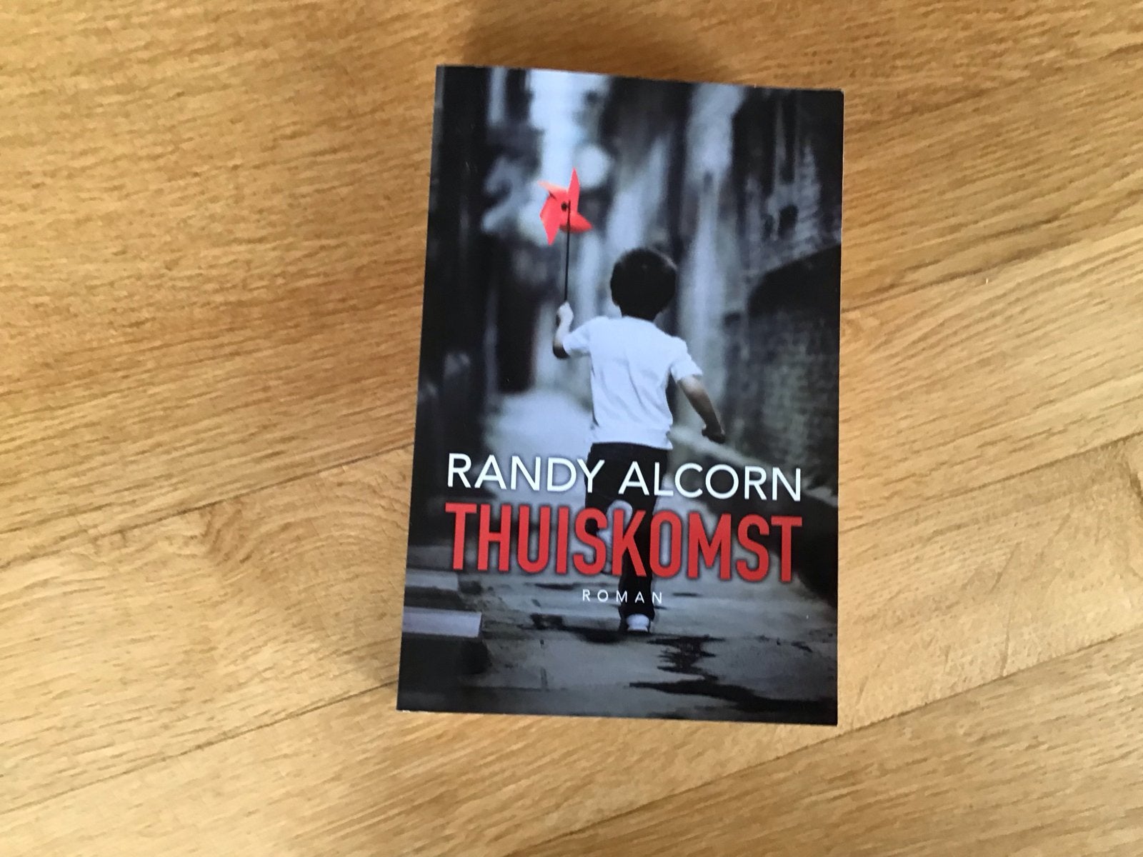 Randy Alcorn - Thuiskomst (Roman)over geloofsvervolging, Boeken, Ophalen of Verzenden, Gelezen, Nederland
