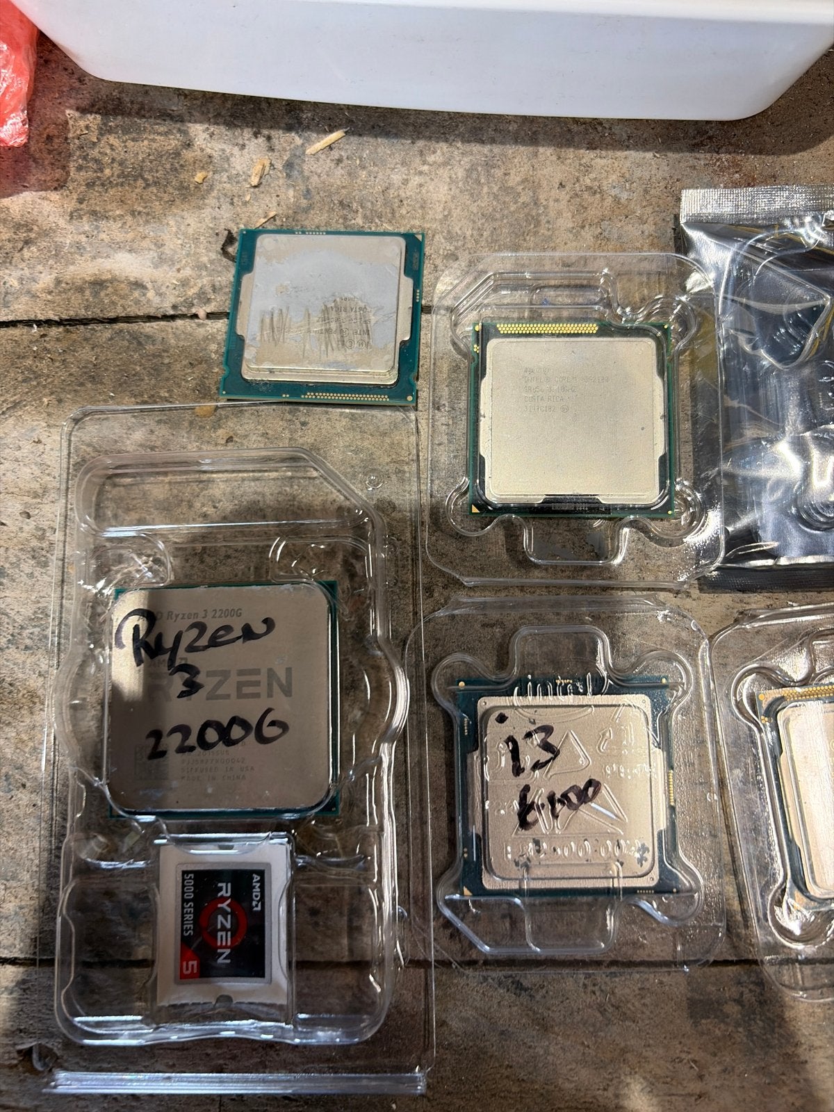 Diverse Processoren: AMD Ryzen 3 2200G, Intel Core i3, i5, Computers en Software, Processors, Ophalen, Gebruikt, 2-core, 3 tot 4 Ghz