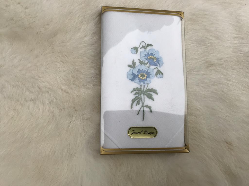 Nieuwe zakdoeken met bloemenborduurwerk,, Ophalen of Verzenden, Nieuw