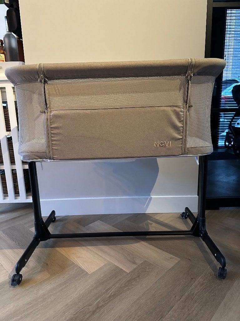 Co-Sleeper Novi Amy Air+ Sand Melange, Ophalen, Zo goed als nieuw, Wieg